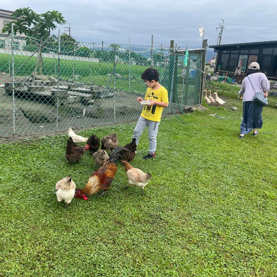 Tu Wei 192 Homestay Zhuangwei Esterno foto