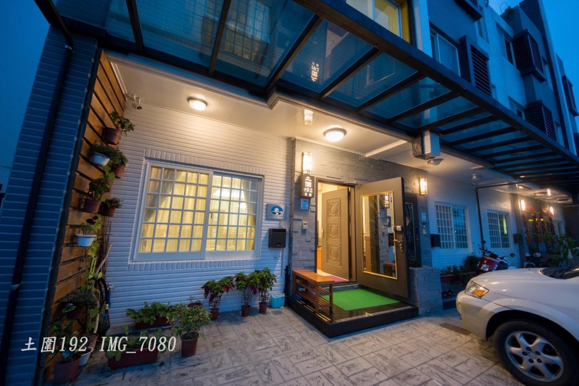 Tu Wei 192 Homestay Zhuangwei Esterno foto